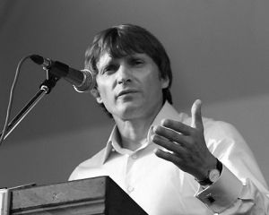 Тело Еремеева везут в родительский дом