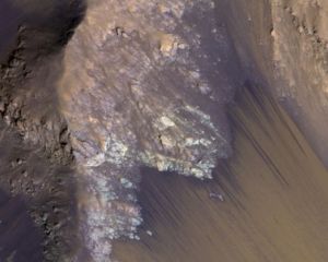 Невероятный водопад на Марсе (ФОТО)