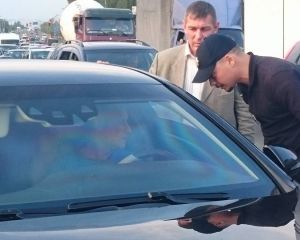 Суркис дал обещание полиции: заблокированный кортеж отпустили (ФОТО, ОБНОВЛЕНО)