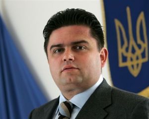 Признание «Повстанческой армии» пришло из заграницы и с русизмами