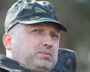 Турчинов блокирует «ДНР» и «ЛНР»