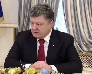 Порошенко обещает «выбить зубы» врагу (обновляется)