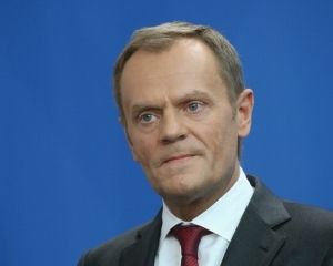 Туск обещает $ 2 млрд под елку