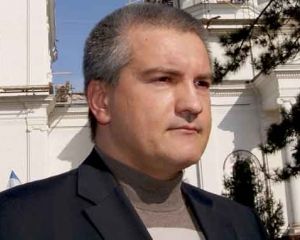 Псакі не зрозуміла, що Аксьонов робив в Індії