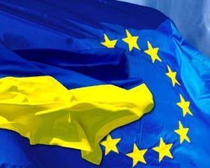 ЄС призначить спостерігача за Яценюком