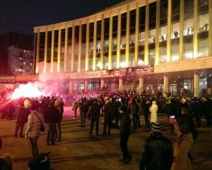 Второй концерт Лорак «дополнился» пиротехникой и драками (видео)