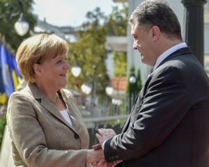 Порошенко домовився з Меркель про півмільярда євро для Донбасу