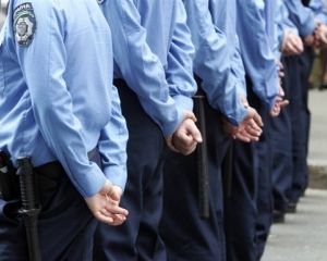 Бойовики намагаються переманити до себе кадрових міліціонерів підкупом і шантажем