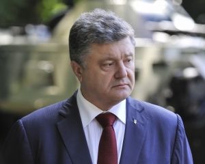 Порошенко: Рішення про припинення повноважень Парламенту не означатиме, що Рада припиняє роботу