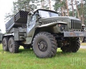 Россия обстреляла Амвросиевку и пограничный пункт Лужки