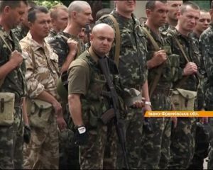 В ряды АТО мобилизуют мужчин с Донбасса: добровольцев нет, но Родину защищать готовы