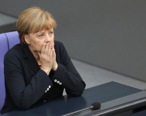 Германия утверждает, что Меркель не согласовывала тайно будущее Украины с Путиным