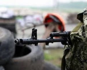 Террористы снова обстреляли «Довжанский» со стороны России