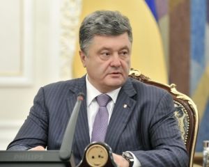 Порошенко просит Лукашенко провести