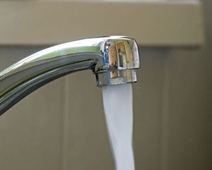 Половина Киева без горячей воды из-за шантажа