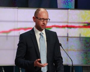 Арсений Яценюк пообещал: в четверг Рада проголосует за его отставку