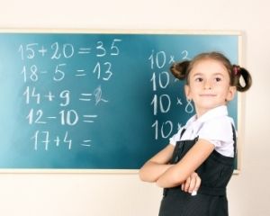 В Макеевке могут осудить женщину, которая не отдала дочь в школу