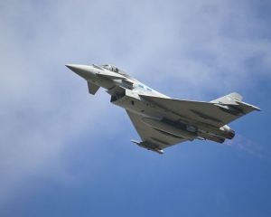 Великобритания направила истребители Typhoon на Кипр – поближе к Сирии