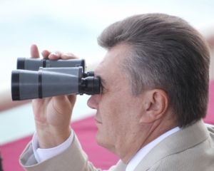 Янукович возглавил десятку владельцев лучших уголков Крыма