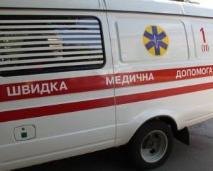 На Житомирщине 17 человек попали в больницу после свадьбы