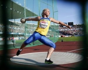 На ЧМ украинской дискоболке соперница сломала нос