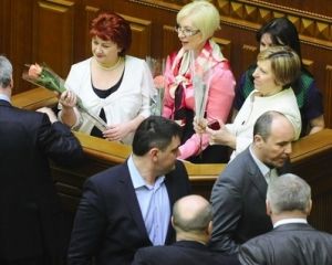 У Раді жінок втричі менше, ніж того вимагає ООН
