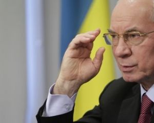 Азаров едет в Николаев