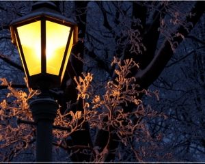 Ночь. Улица. Фонарь. Аптека исполнилось 100 лет