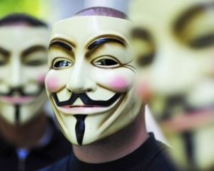 Anonymous обещает поймать