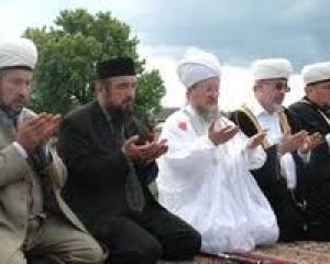 Симферополь встал на защиту пророка Мухаммеда