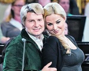 Малахов застал Николая Баскова с бывшей пассией (видео)