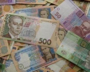 На межбанке гривня рухнула до 8,20 за доллар