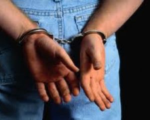 Северодонецких школьников задержали за похищение 15 авто
