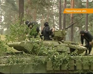 Под Киевом впервые в истории Украины проходят танковые соревнования