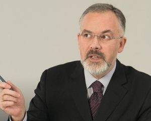 Рада заслушает Табачника