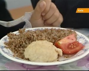 Школьные нагрузки лишают детей правильного питания