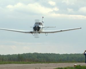 Жертвами авиакатастрофы в России стали 4 человека