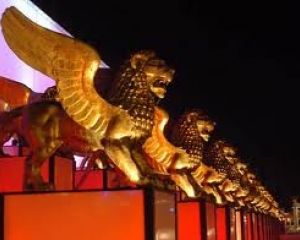 Венеция смотрит большое кино