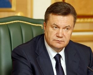 Янукович разберется с выполнением социнициатив