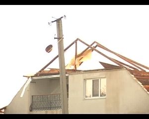 Непогода на Прикарпатье оставила без крыши над головой шестнадцать семей