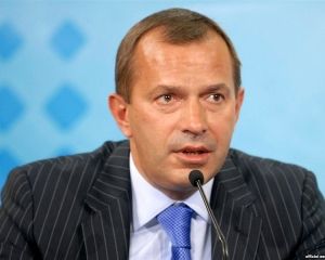 Кабмин Азарова уходит в отпуск