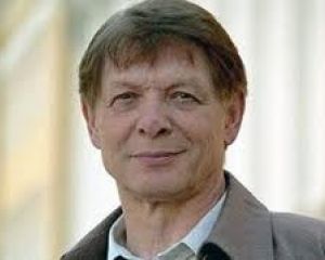 Едуард Хіль у комі