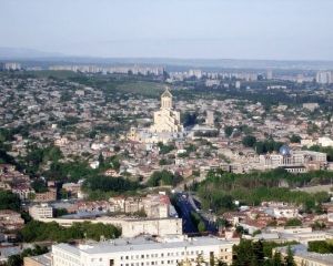 Опозиція вивела тисячі прихильників на вулиці Тбілісі