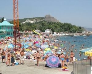 Безкоштовні пляжі пообіцяли кримським туристам