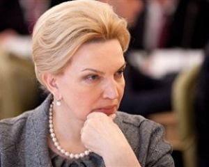 Янукович вказав Богатирьовій на недоліки в роботі
