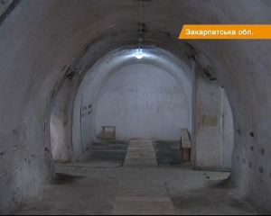 Мешканцям Закарпаття бункери не дають забути криваві події Другої світової