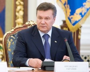 Янукович не розборонятиме депутатів