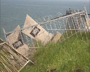 У Криму в Чорне море сповзають небіжчики