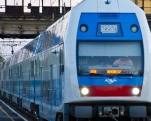 Війна на Донбасі: атаковано поїзд Укрзалізниці