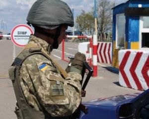 Росія заблокувала кордон з Кримом (ВІДЕО)